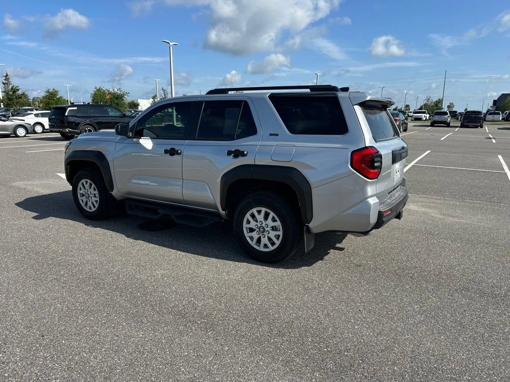 Used 2026  Toyota SR5 image 9