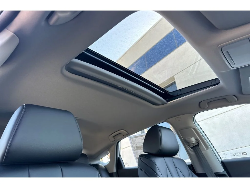 New 2026 Platinum White Pearl Acura Base image 13