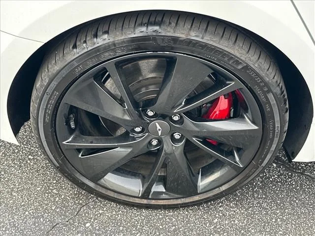 Certified Used 2023 White Genesis 3.3T image 36