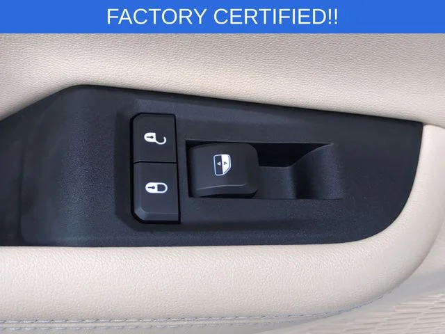Used 2025 White Jeep Limited image 30