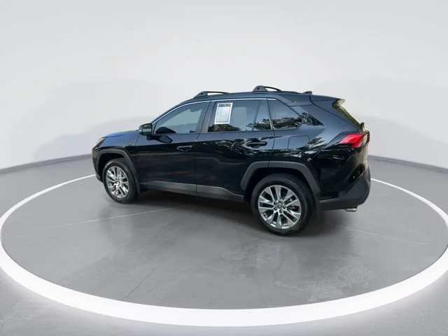 Used 2025 Black Toyota XLE Premium image 6