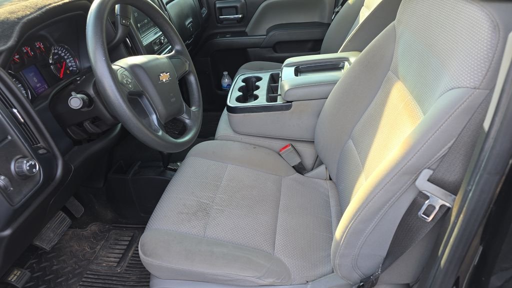 Used 2018 Black Chevrolet Custom image 14