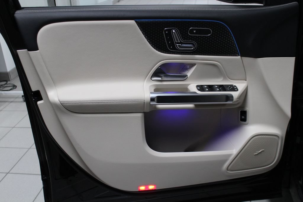 2026 Mercedes-Benz GLB GLB 250 - Photo 12