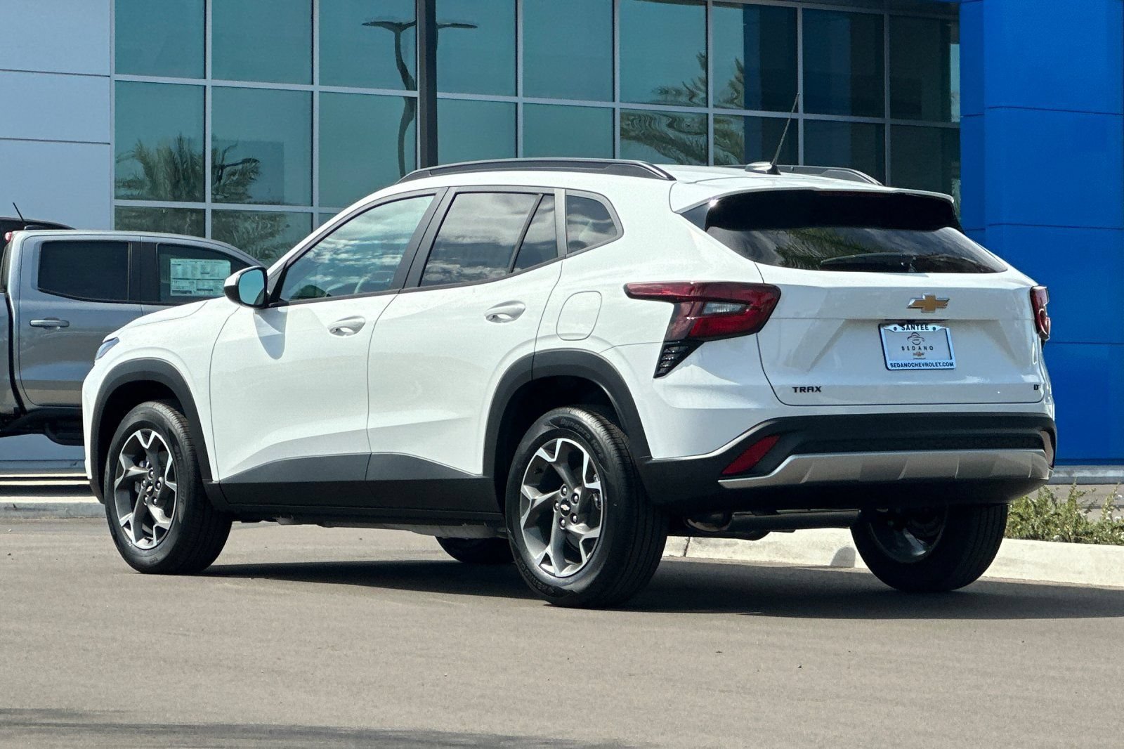 New 2026 Summit White Chevrolet LT image 6