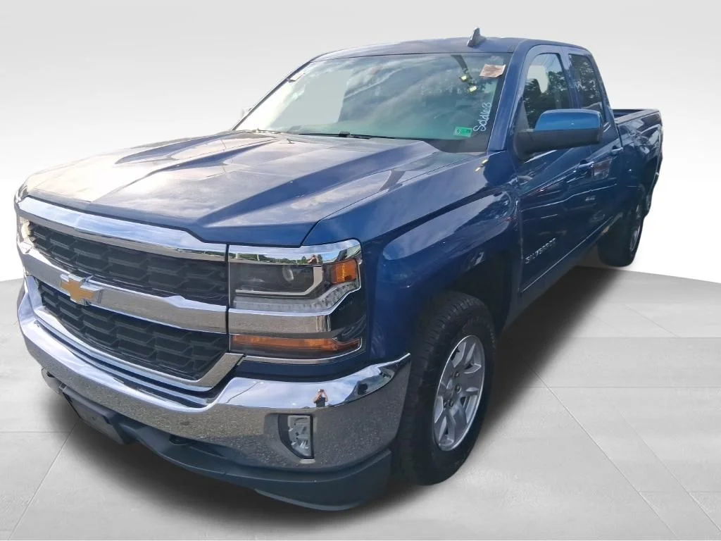 Used 2016 Blue Chevrolet LT image 3