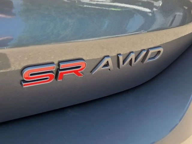 Used 2025 Gray Nissan SR image 5