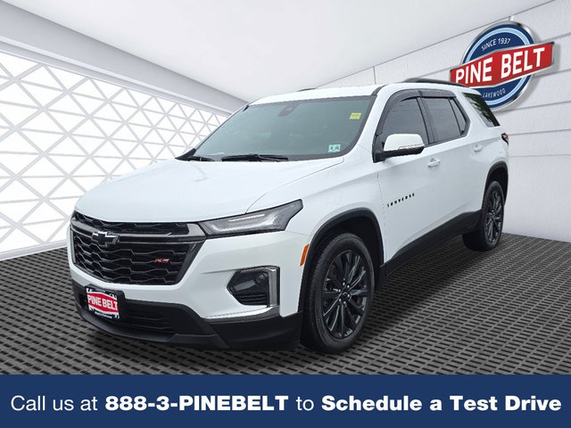 2023 Chevrolet Traverse RS