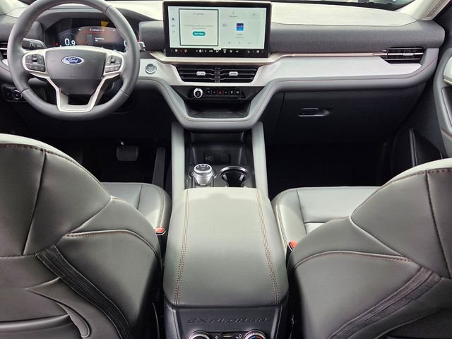 2026 Ford Explorer Active - Photo 15