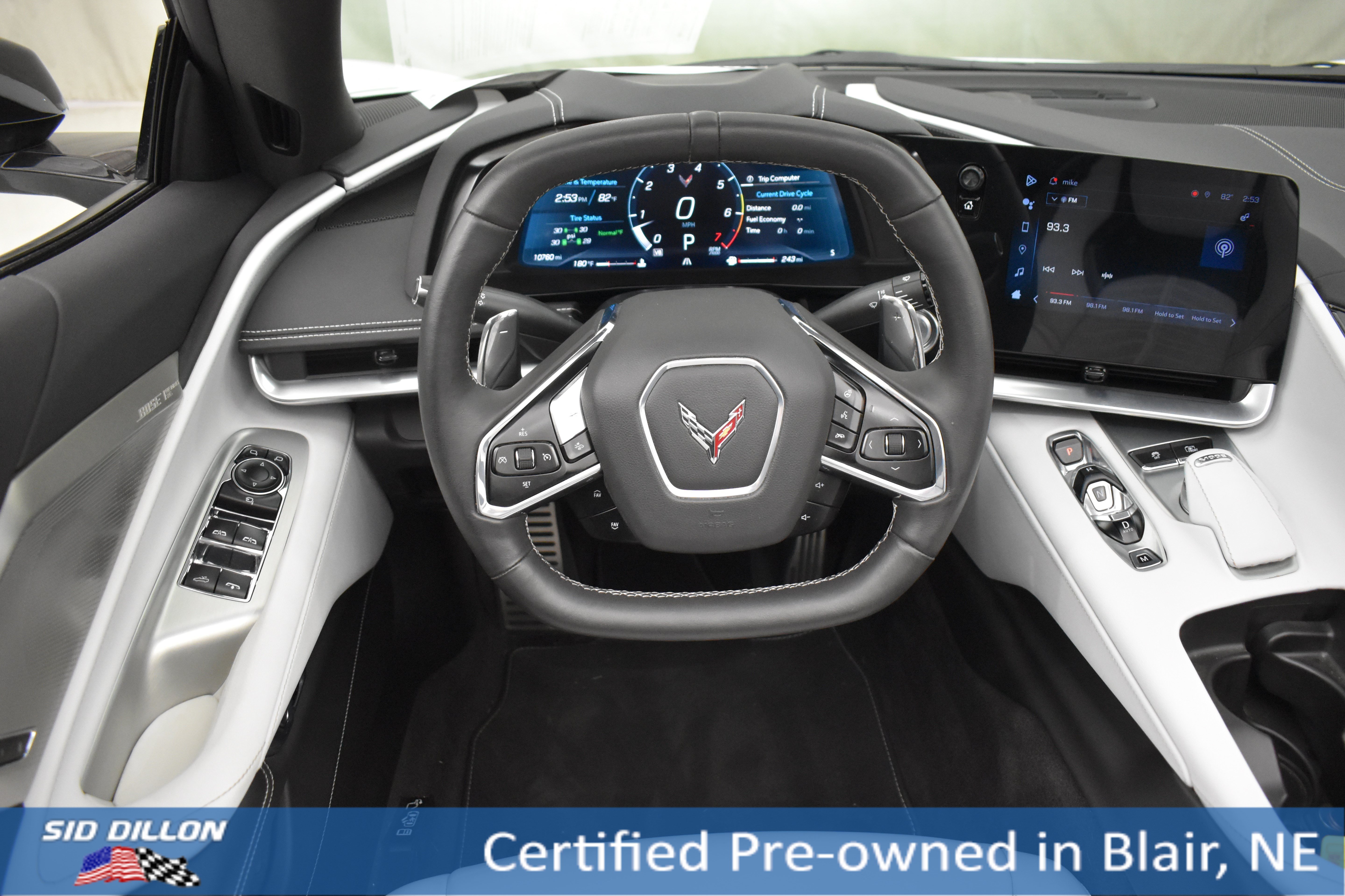 Used 2024 Arctic White Chevrolet 2LT image 4