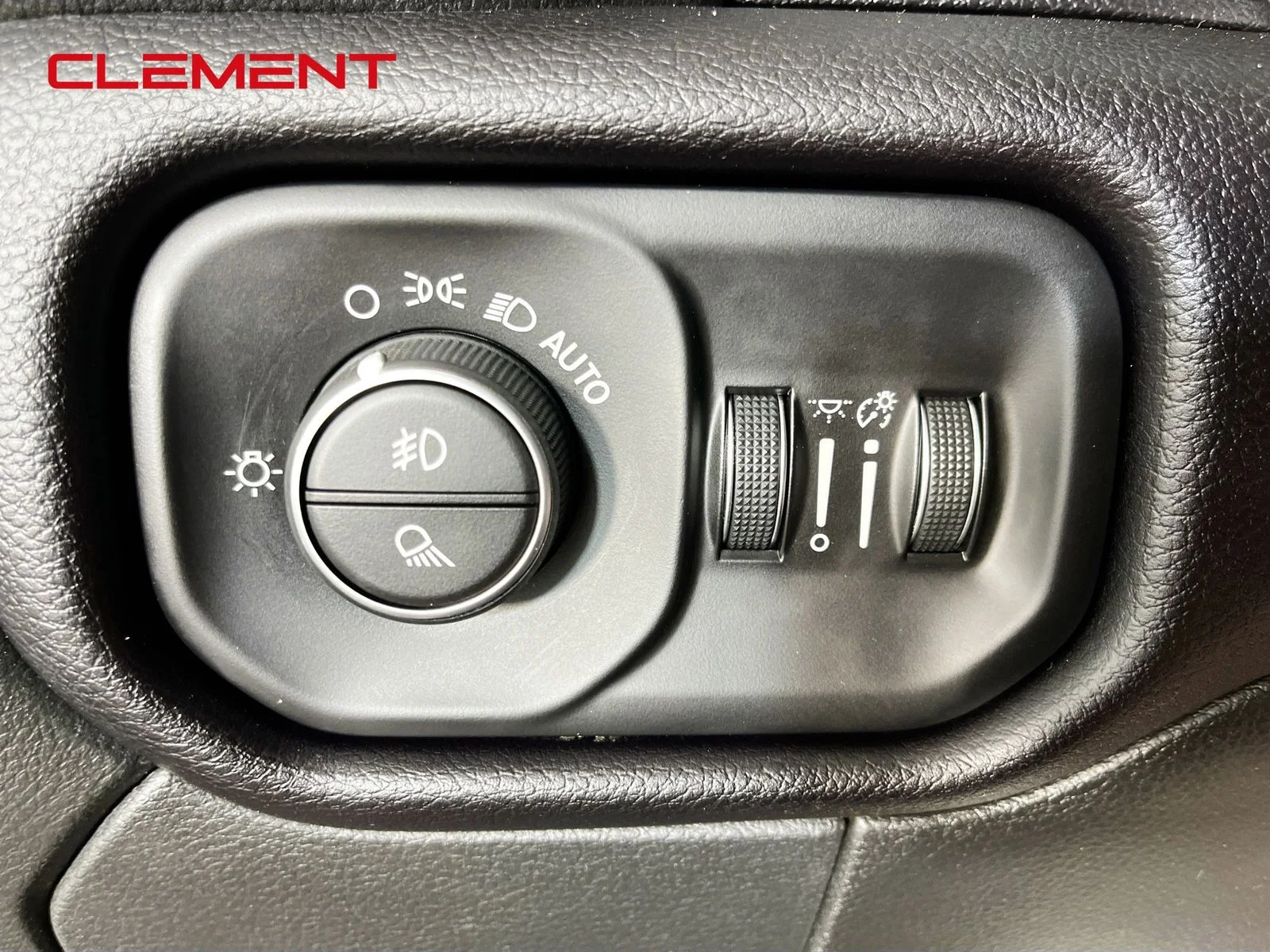 2022 RAM Ram 3500 Pickup Laramie - Photo 12
