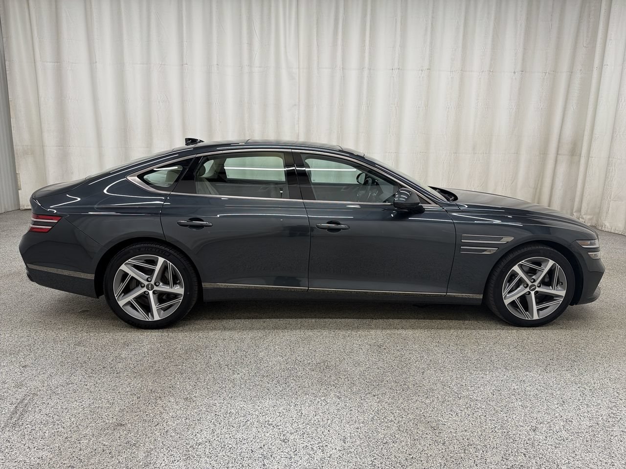 Certified Used 2024 Hallasan Green Genesis 3.5T Sport image 5