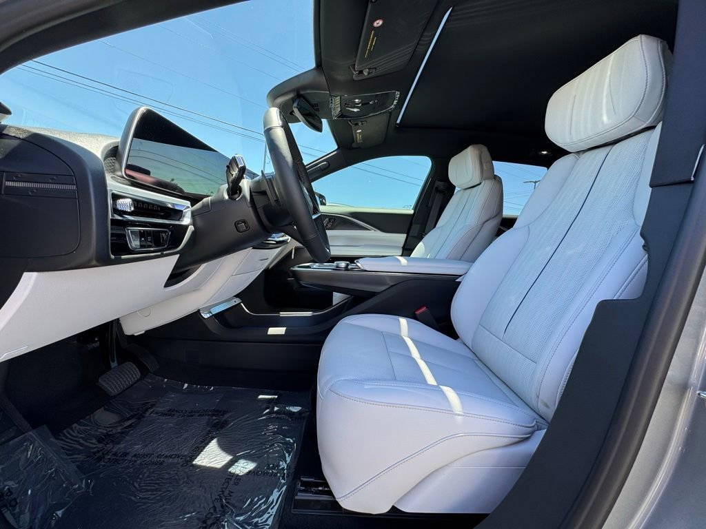 2026 Cadillac LYRIQ Luxury - Photo 22