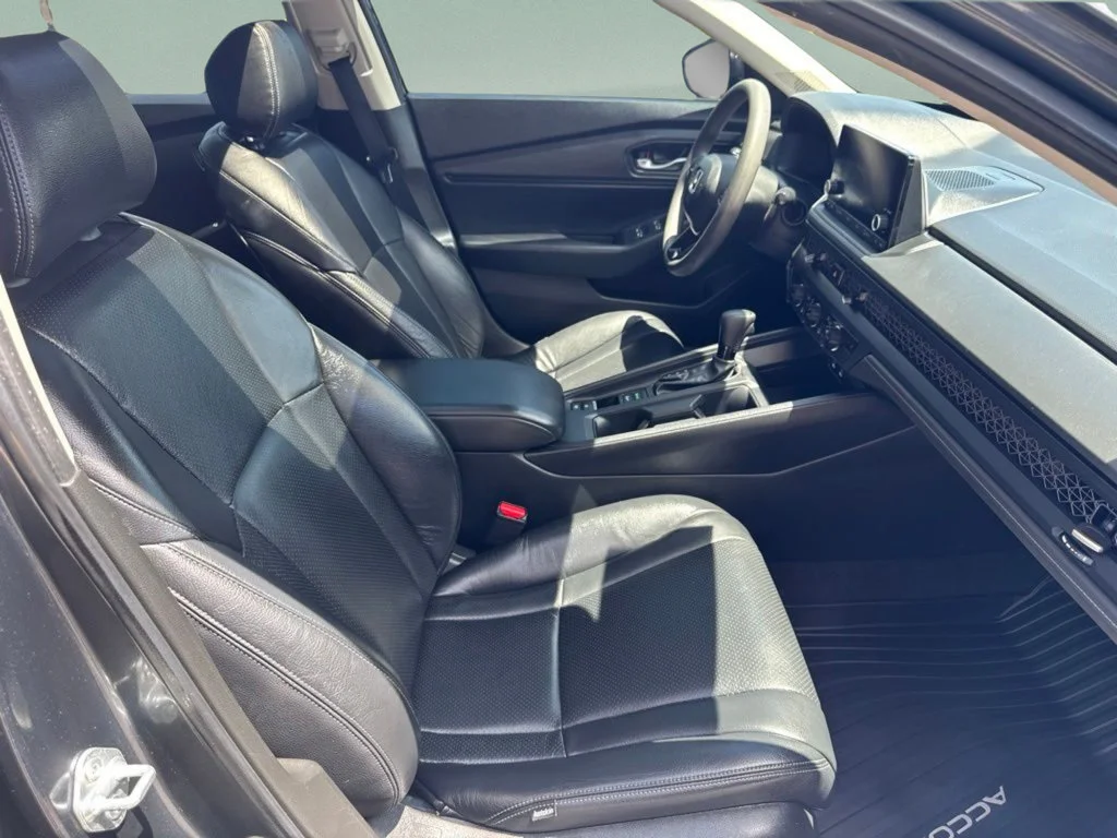 Used 2024 Gray Honda EX image 29
