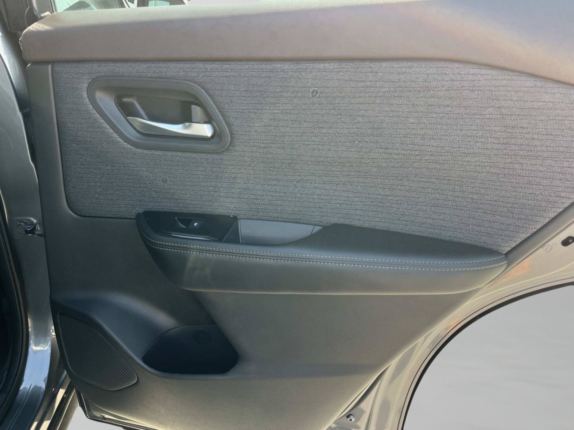 Used 2023 Gun Metallic Nissan SV image 16