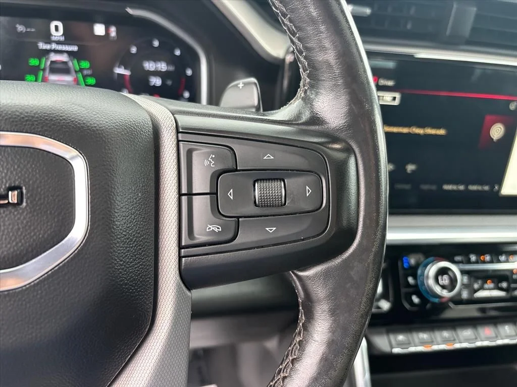 Used 2022 Black GMC Denali image 29