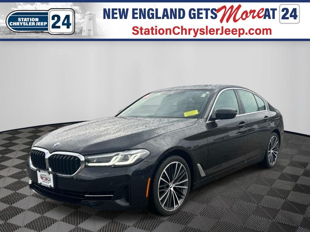 Used 2022 Black BMW 540i xDrive image 1