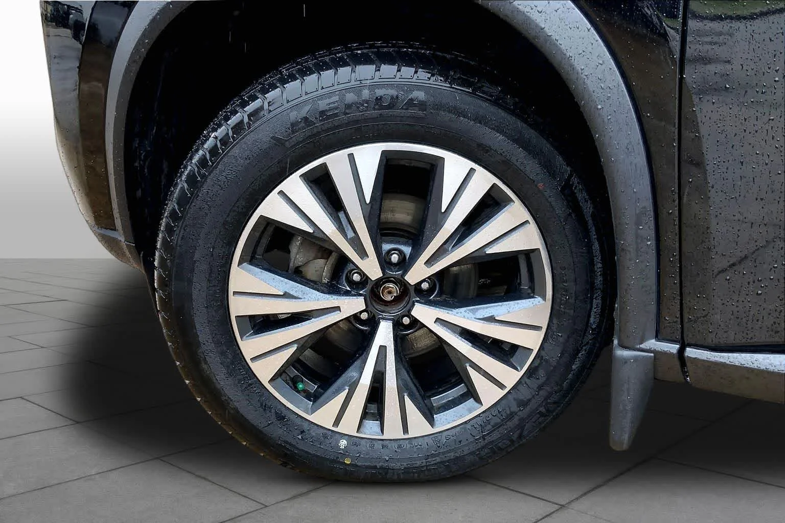 Used 2022 Super Black Nissan SV image 10