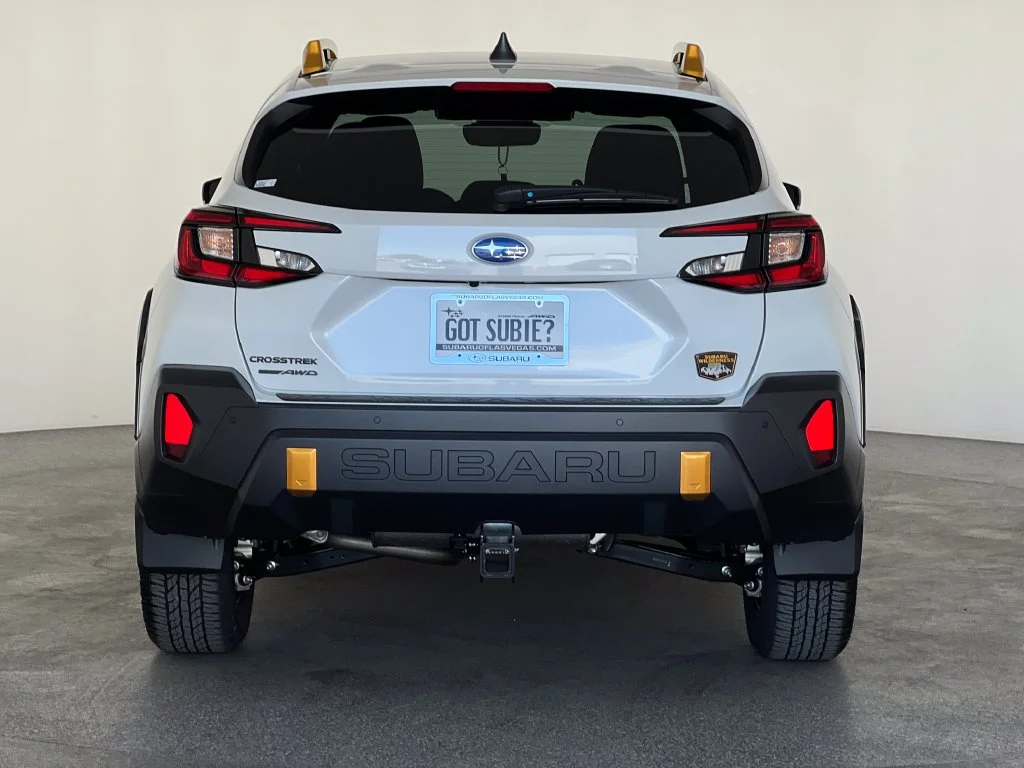 New 2026 CRYSTAL WHITE PEARL Subaru Wilderness image 5