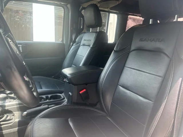 Used 2023  Jeep Sahara 4xe image 10