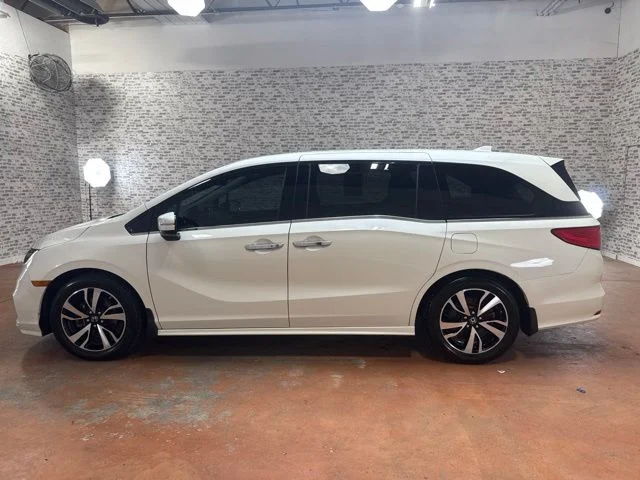 Used 2018 White Honda Elite image 4