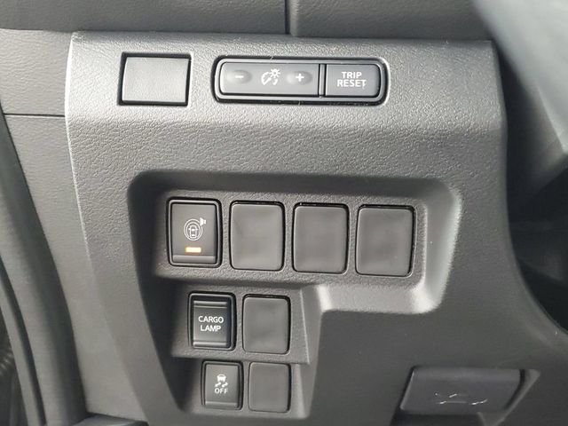 New 2026 Gun Metallic Nissan Crew Cab SV image 26