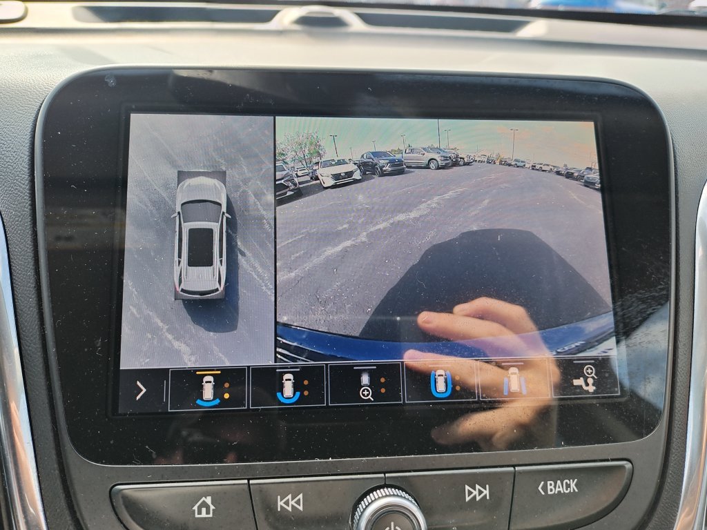 Used 2021 Blue Chevrolet Premier image 23
