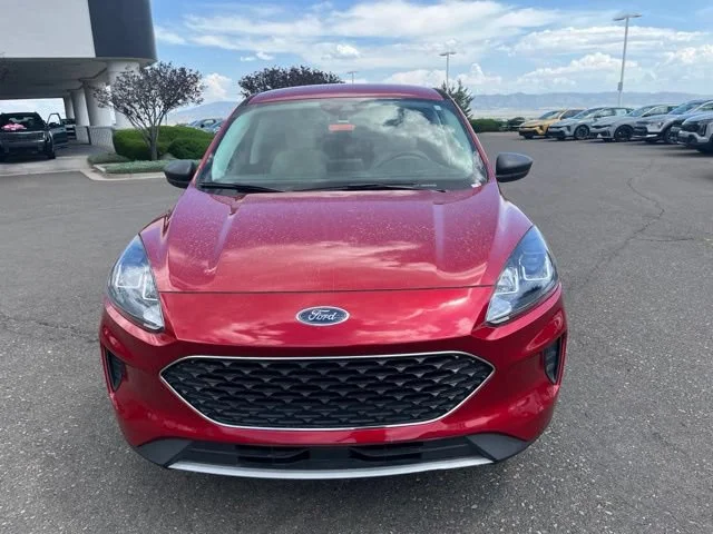 Used 2022 Red Metallic Ford SE Hybrid image 3