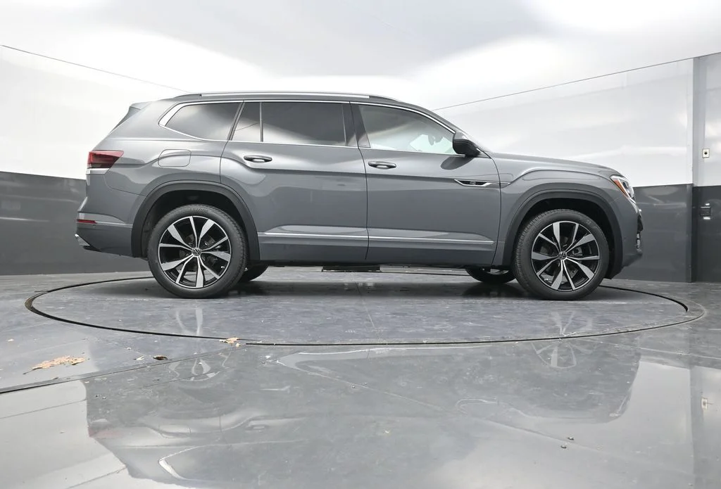 New 2026  Volkswagen 2.0T SEL Premium R-Line image 28