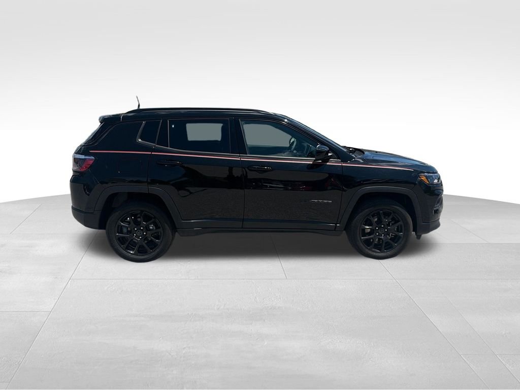 Used 2025 Black Jeep Latitude image 7