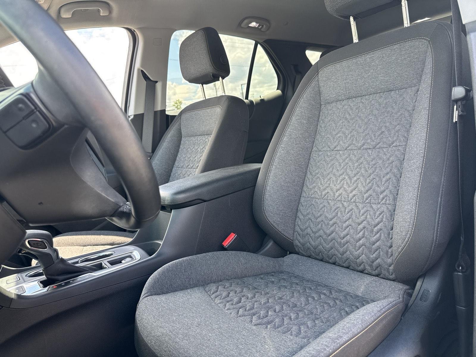 Used 2024 Summit White Chevrolet LT image 7