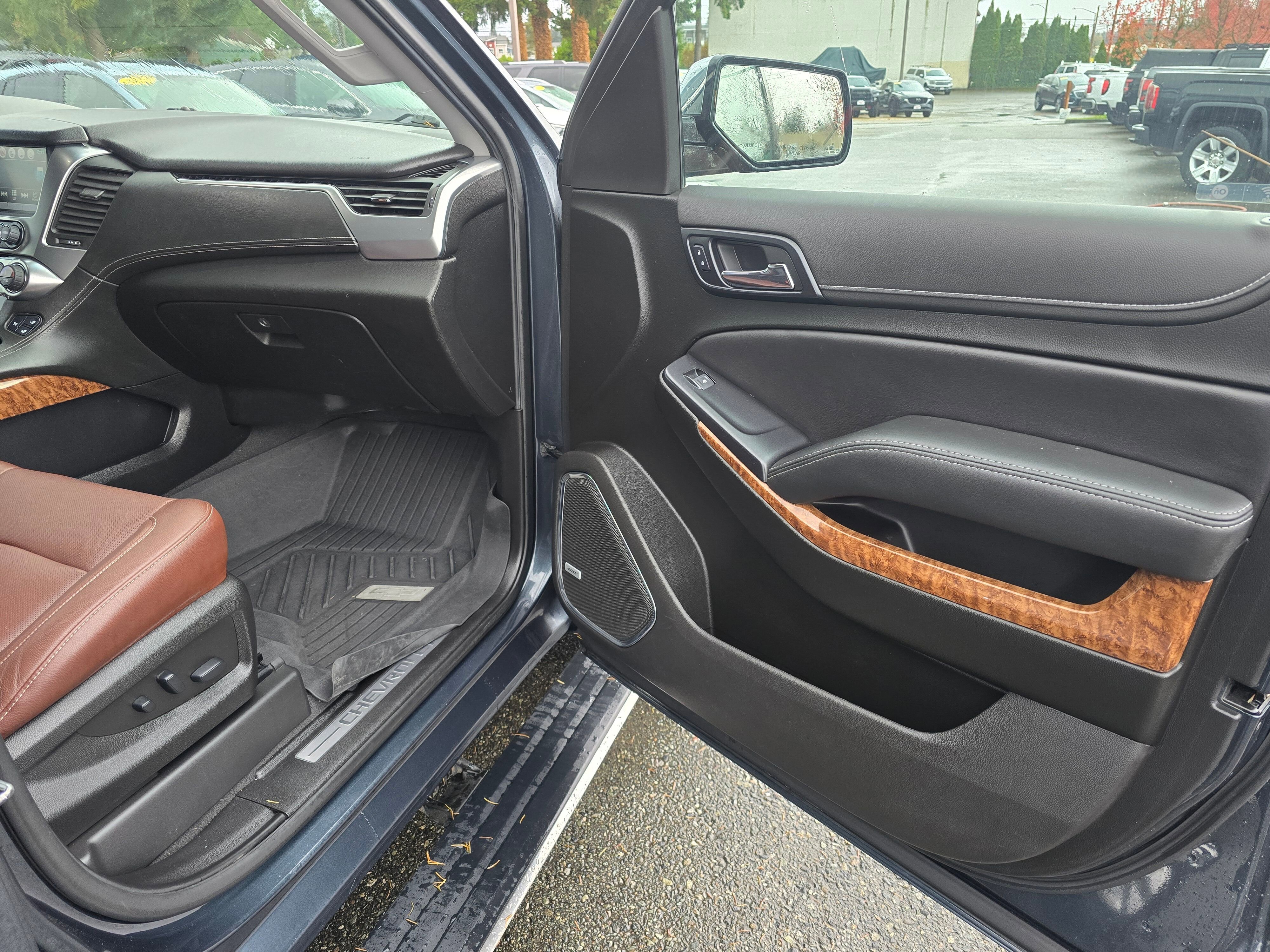 2019 Chevrolet Tahoe Premier - Photo 12