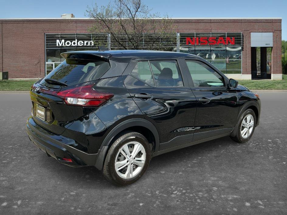Used 2025 Super Black Nissan S image 4
