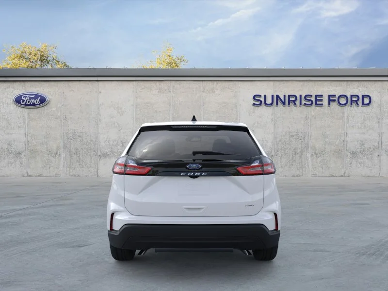 New 2024 Oxford White Ford SE image 5