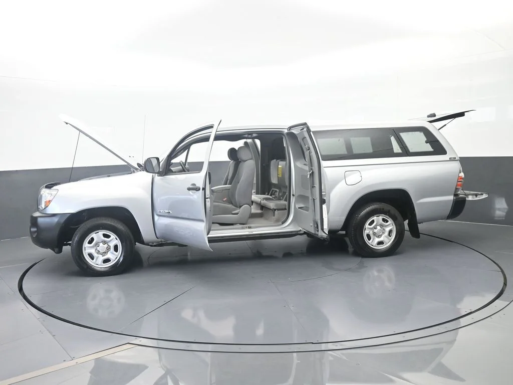 Used 2007 Silver Streak Mica Toyota Base image 60