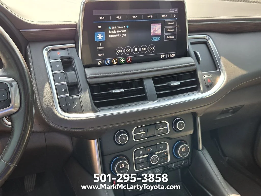 Used 2021 Black Chevrolet Z71 image 19