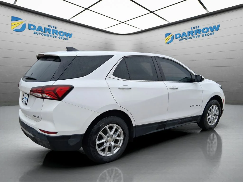 Used 2022 White Chevrolet LT image 5
