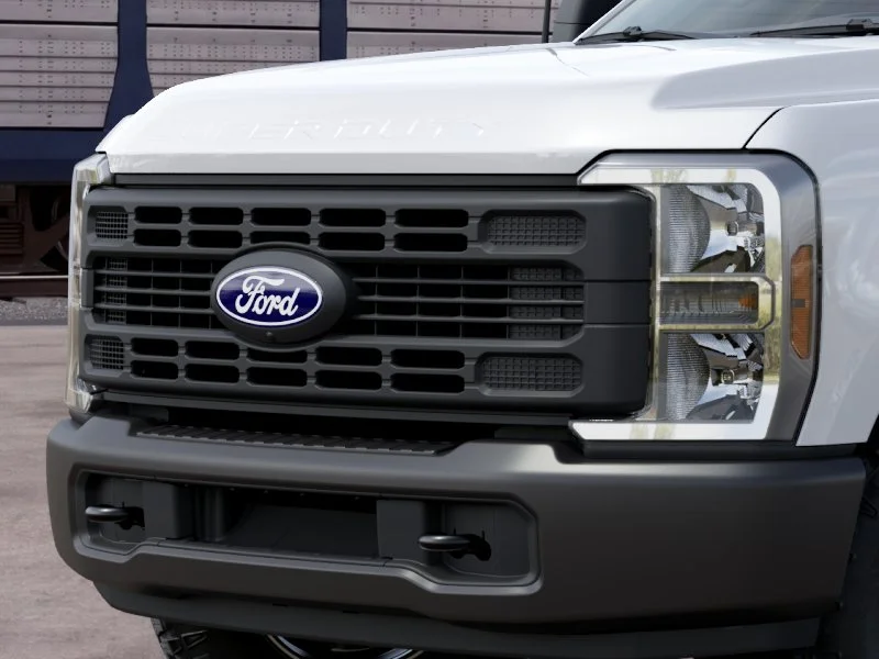 New 2027 Oxford White Ford F-350® XL image 32
