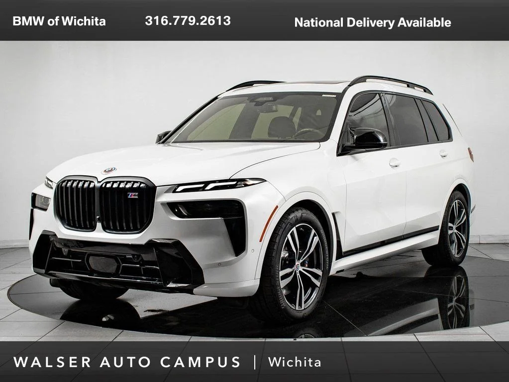 2023 BMW X7 M60i's photo