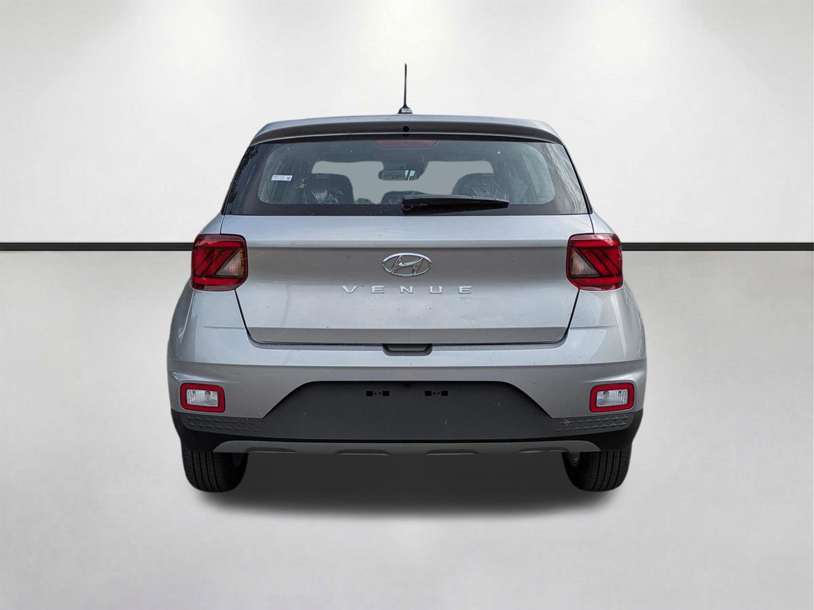New 2026 Shimmering Silver Hyundai SE image 30