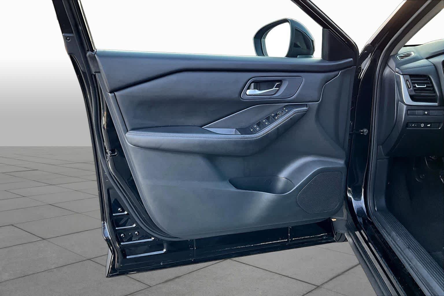 Used 2024 Super Black Nissan SV image 22