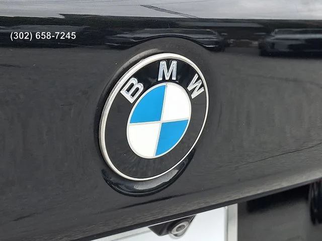 Used 2019 Black Sapphire Metallic BMW 530e xDrive iPerformance image 32