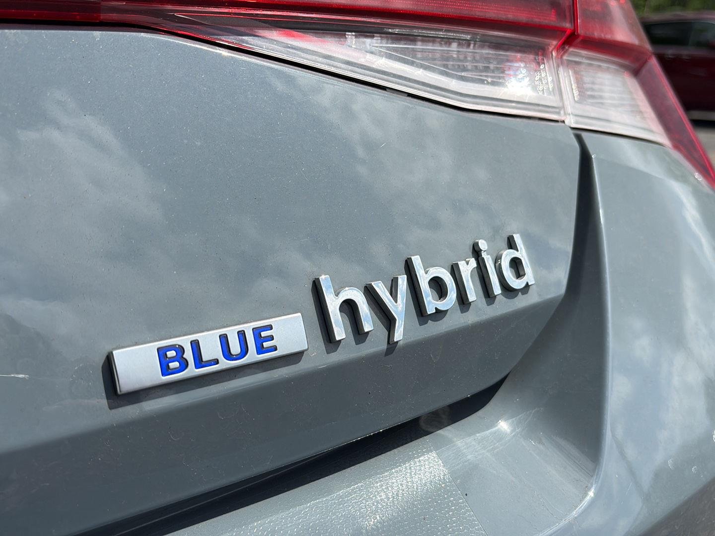 Used 2022 Electric Shadow Hyundai Blue image 19