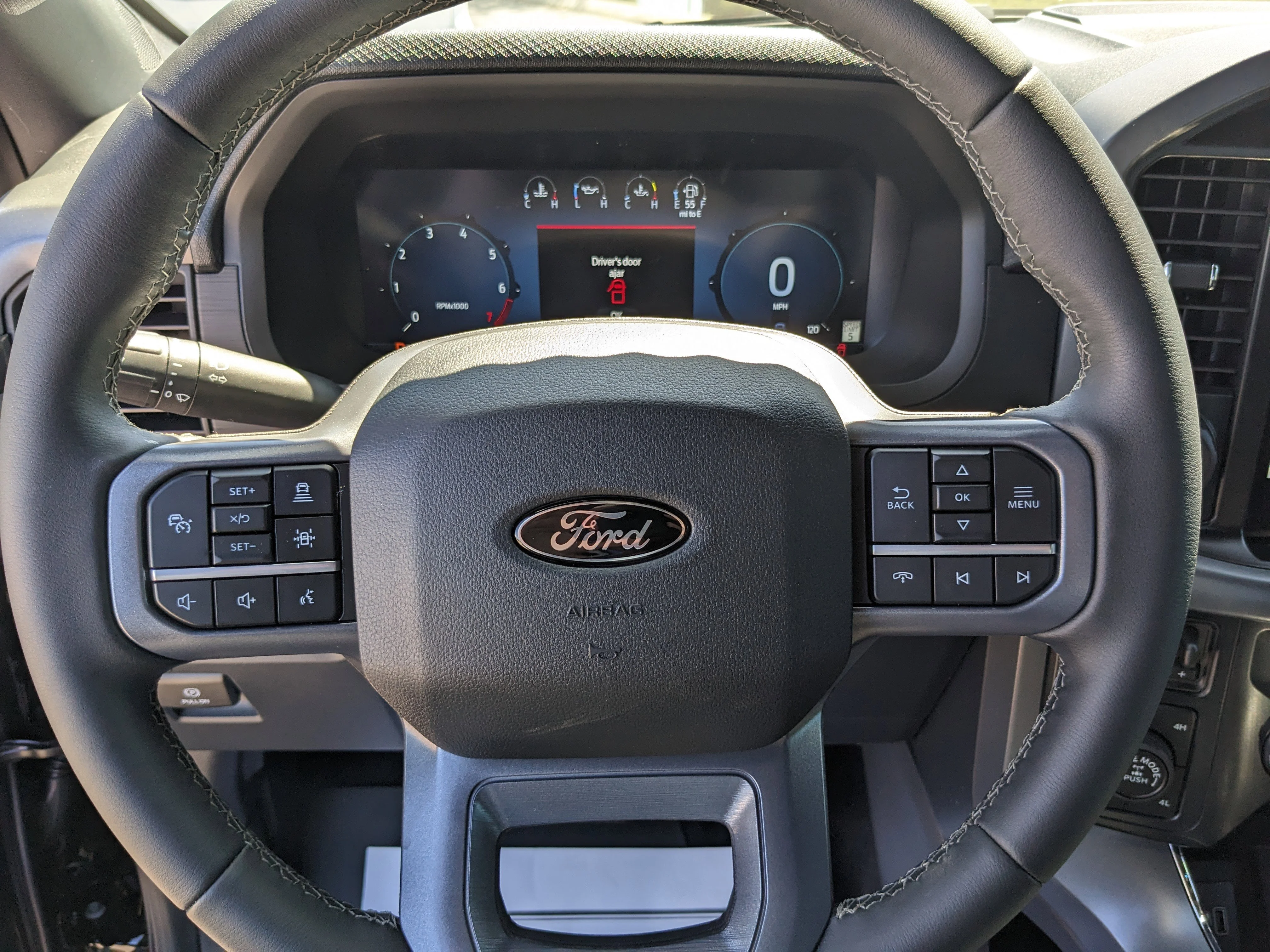 New 2026 Agate Black Metallic Ford XLT image 29
