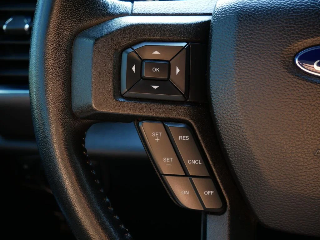 Used 2018  Ford XLT image 18