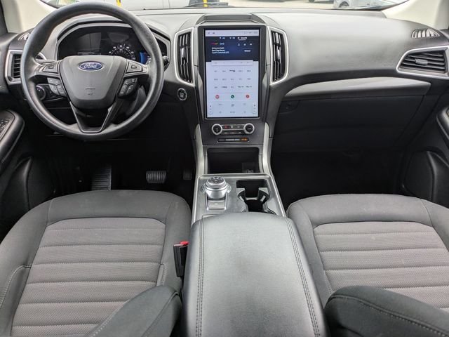 2022 Ford Edge SE - Photo 16