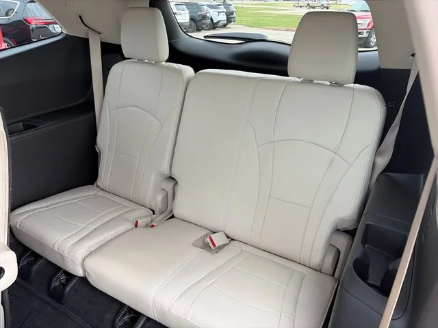 Used 2024 Ebony Twilight Metallic Buick Essence image 18
