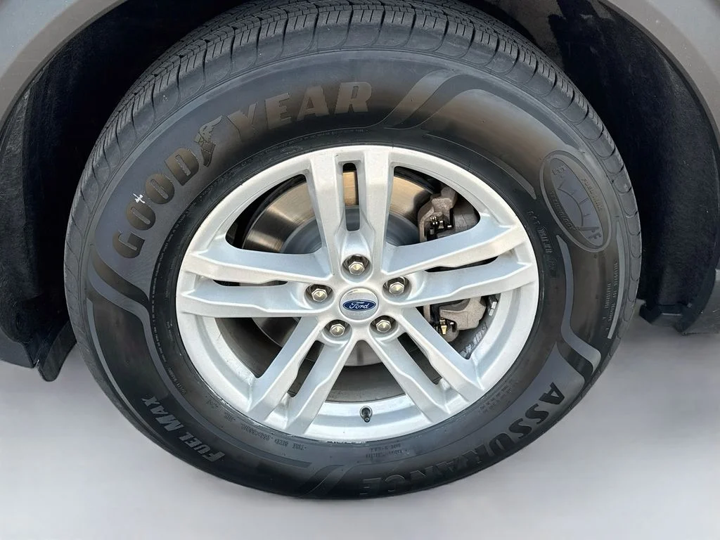 Certified Used 2023 Star White Ford XLT image 22