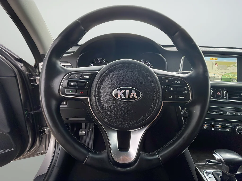 Used 2016 Gray Kia EX image 37