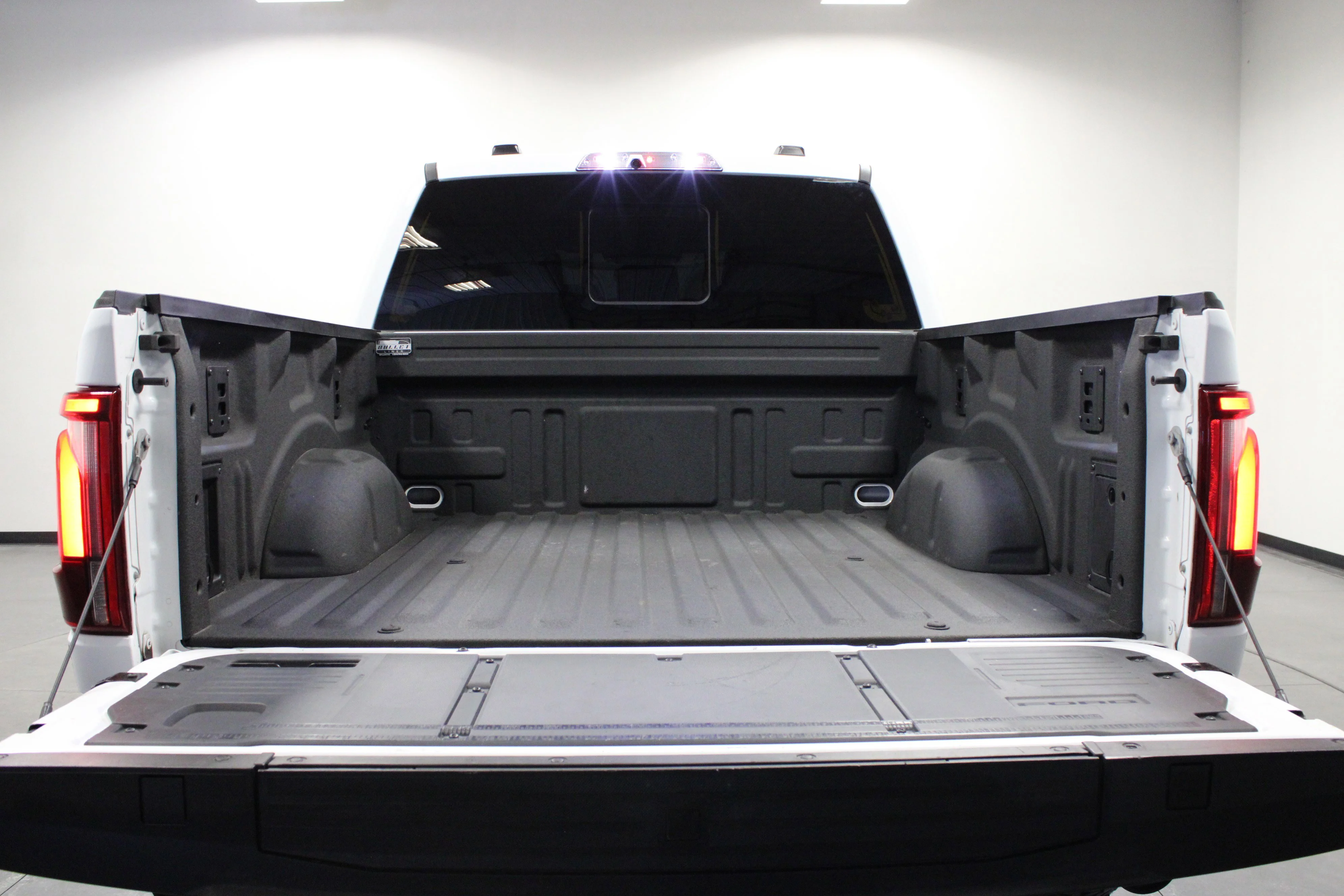 Used 2024 Oxford White Ford Raptor image 14