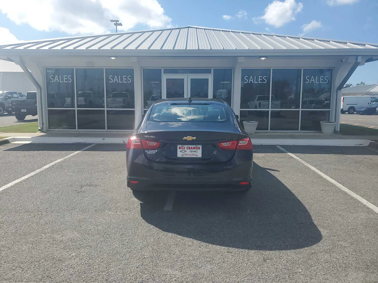 Used 2022 DARK ASH METALLIC Chevrolet LS image 4